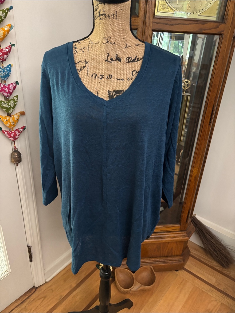 Tahari Teal V-Neck Tunic Top